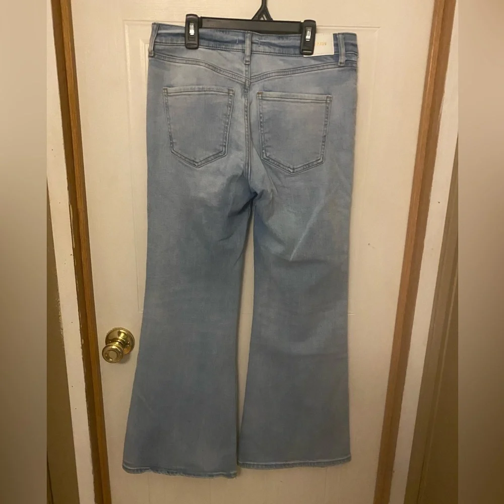 Express Wide Leg 70’s Flare Jeans 8 Short